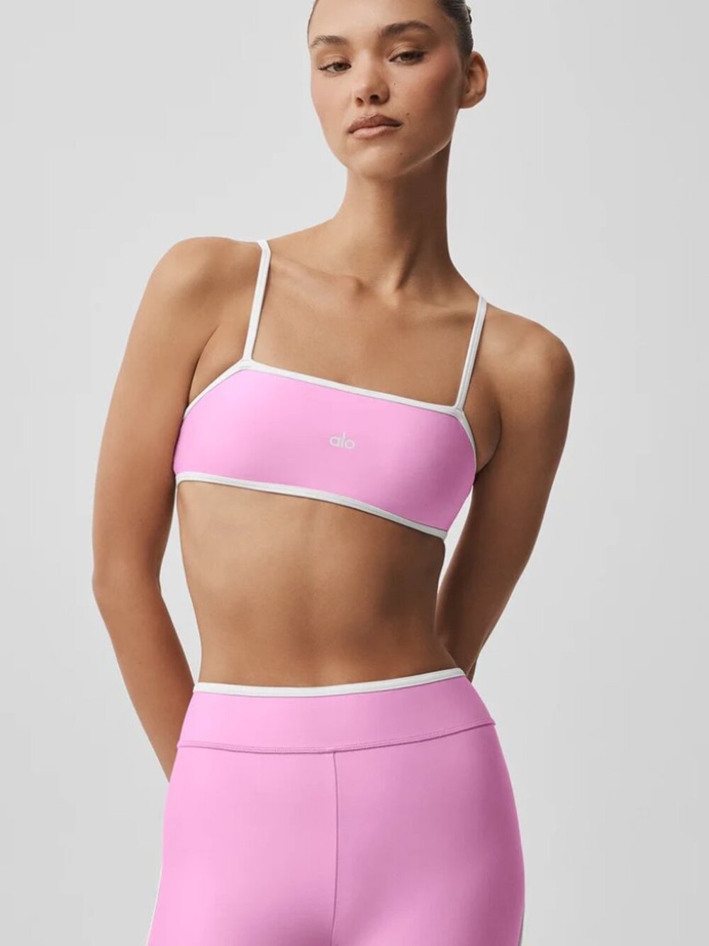 Alo Airlift Charger Bra in Candy Heart Pink (S)